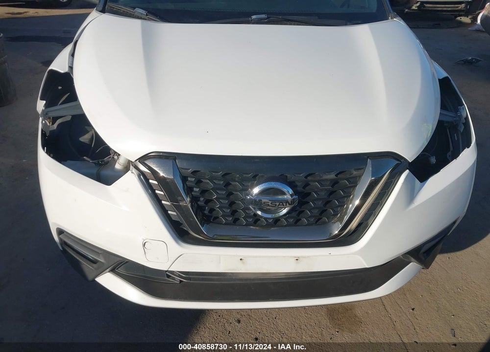 2019 NISSAN KICKS SR VIN: 3N1CP5CU0KL492736