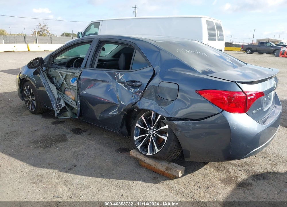 2017 TOYOTA COROLLA SE VIN: 5YFBURHE1HP706400