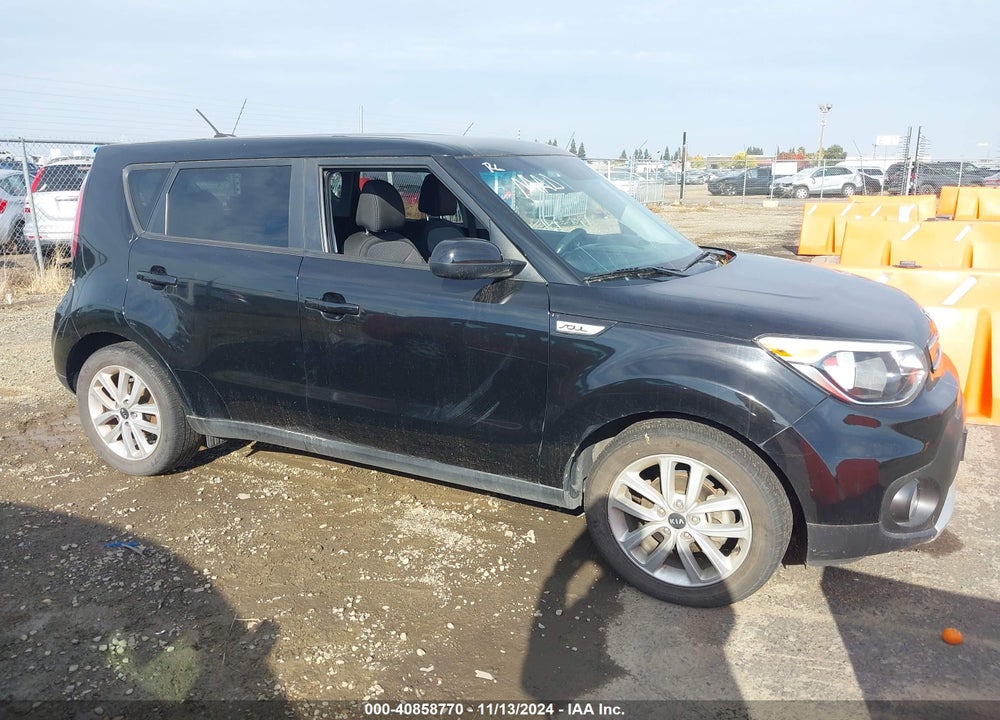 2018 KIA SOUL VIN: KNDJP3A51J7526206