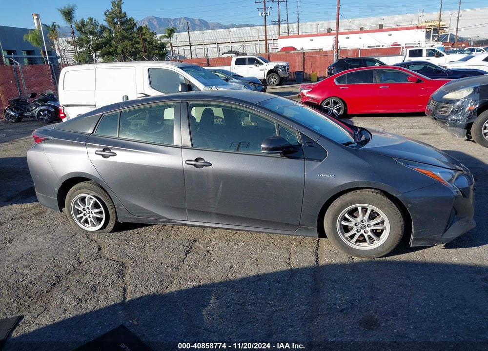 2018 TOYOTA PRIUS TWO VIN: JTDKBRFU2J3068043