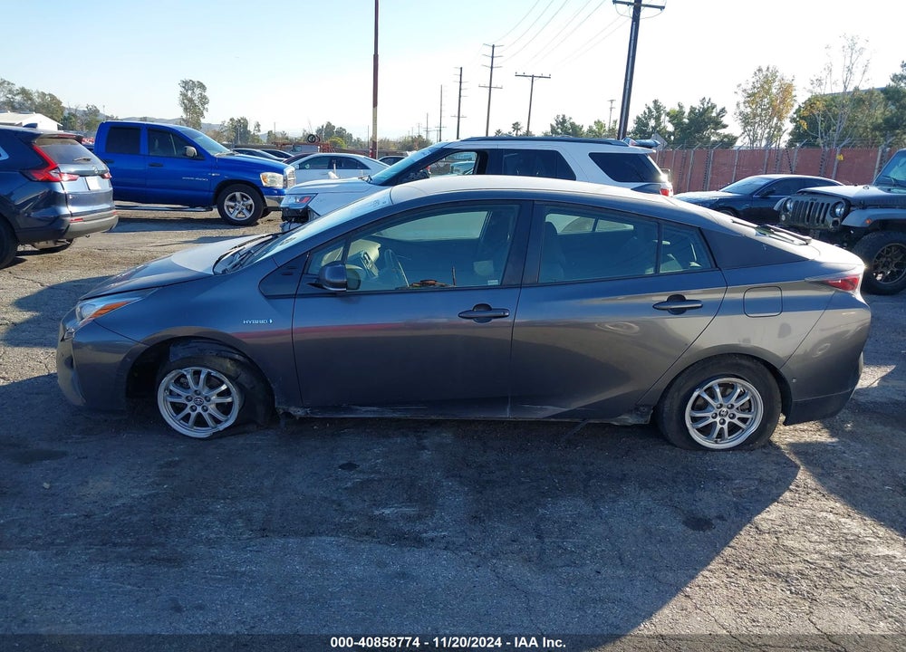 2018 TOYOTA PRIUS TWO VIN: JTDKBRFU2J3068043