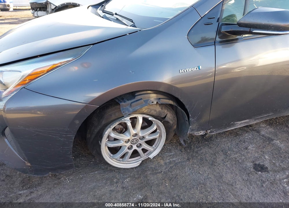 2018 TOYOTA PRIUS TWO VIN: JTDKBRFU2J3068043