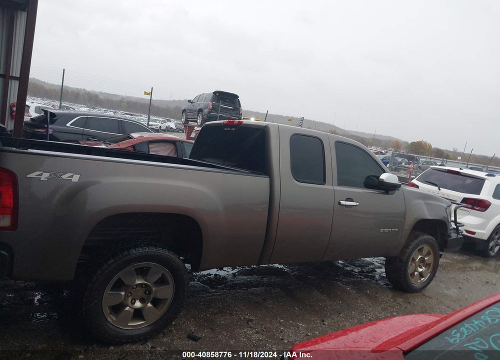 2011 GMC SIERRA 1500 SLT VIN: 1GTR2WE32BZ289548