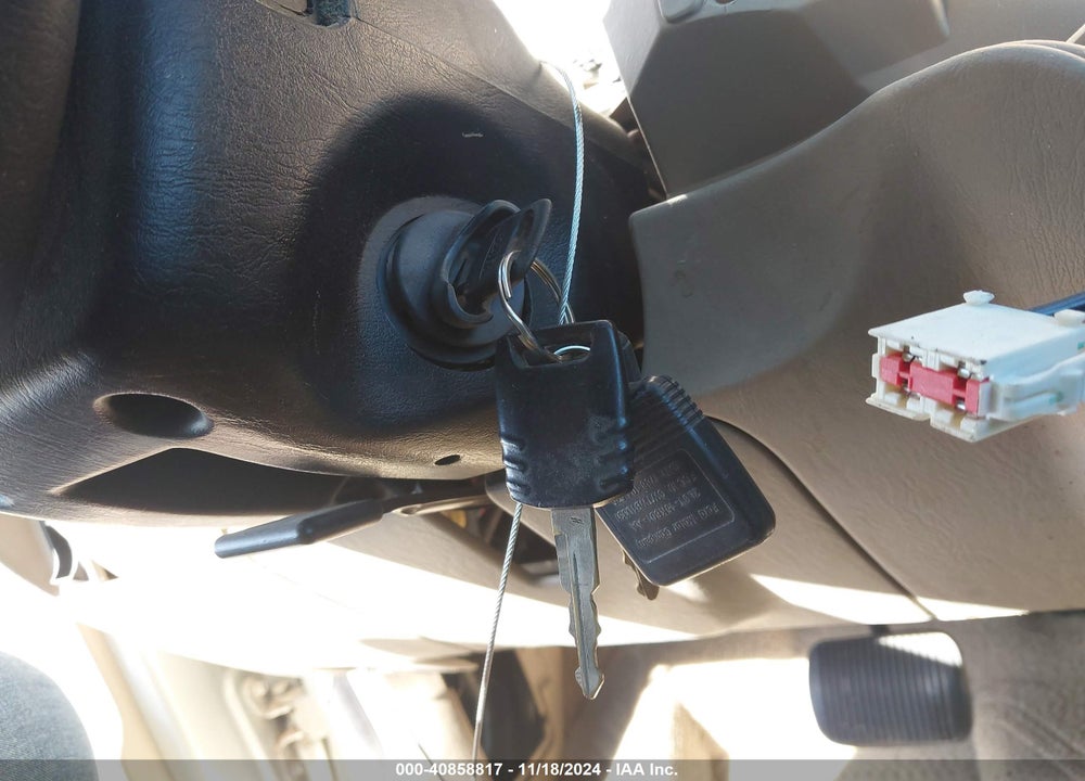 2005 MAZDA TRIBUTE S VIN: 4F2YZ96165KM54231