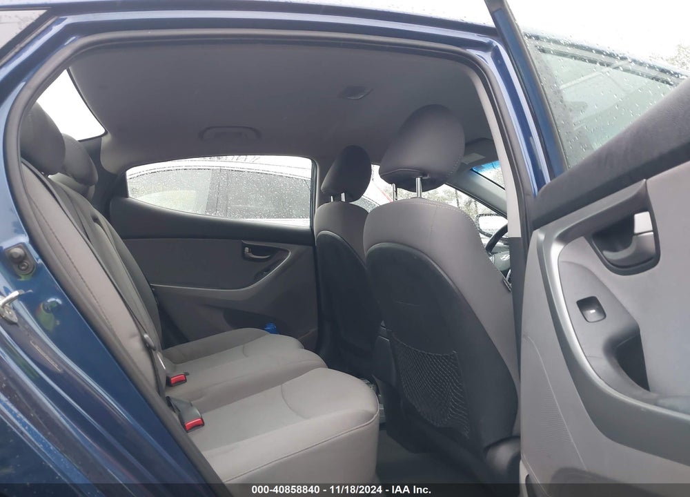 2016 HYUNDAI ELANTRA SE VIN: 5NPDH4AE9GH714170