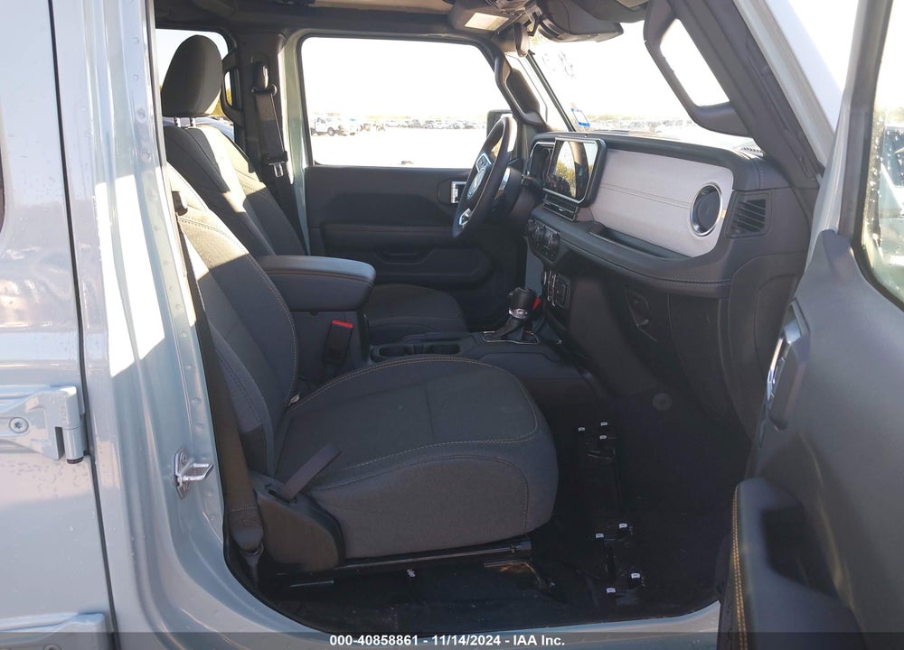 2024 JEEP WRANGLER 4XE SAHARA 4XE VIN: 1C4RJXP63RW257378