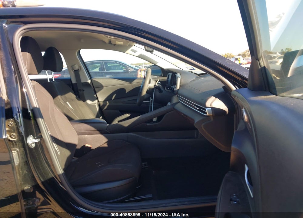 2022 HYUNDAI ELANTRA SEL VIN: KMHLM4AG9NU288259