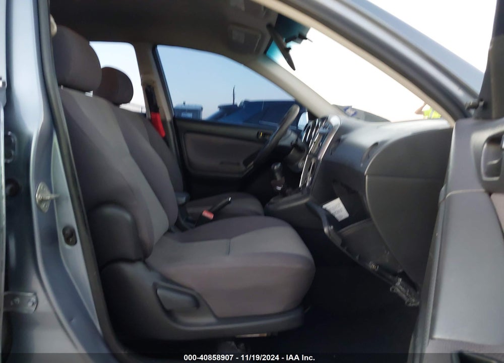 2004 TOYOTA MATRIX STANDARD VIN: 2T1KR32E54C289008