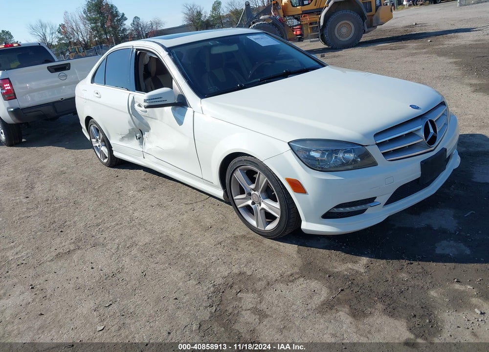 2011 MERCEDES-BENZ C 300 LUXURY 4MATIC/SPORT 4MATIC VIN: WDDGF8BB6BA501715