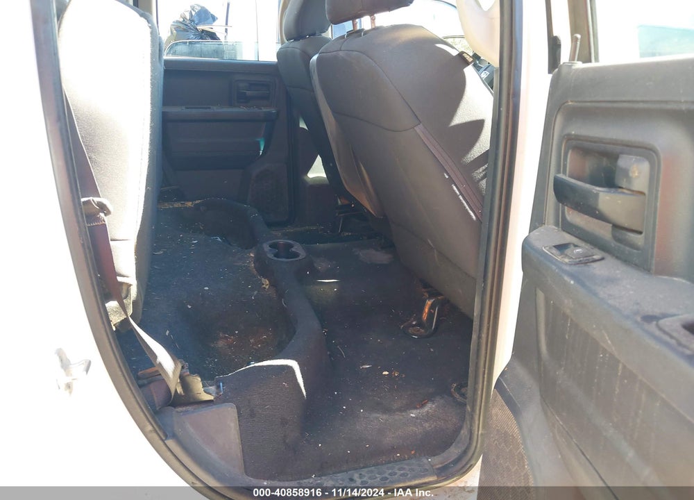 2012 RAM 1500 ST VIN: 1C6RD6FTXCS212033