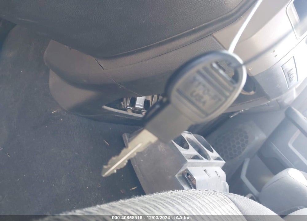 2012 RAM 1500 ST VIN: 1C6RD6FTXCS212033