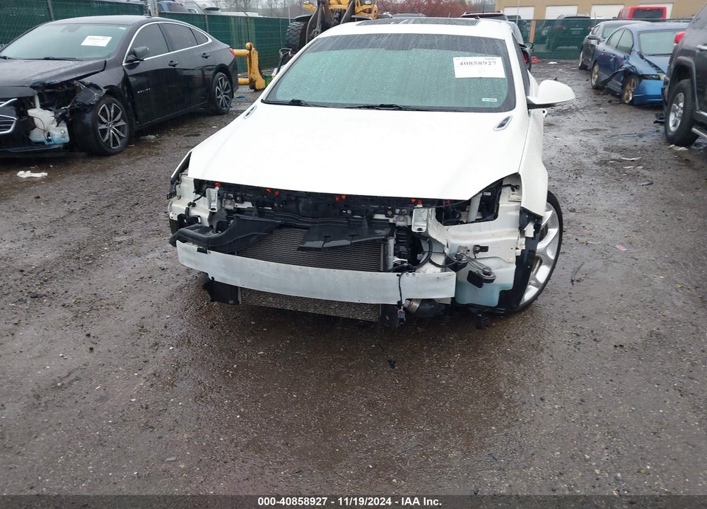 2014 BUICK REGAL GS VIN: 2G4GT5GX3E9229576