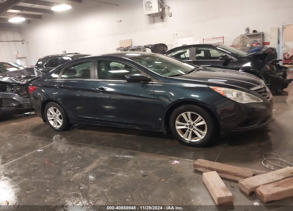 2013 HYUNDAI SONATA GLS VIN: 5NPEB4AC0DH787900