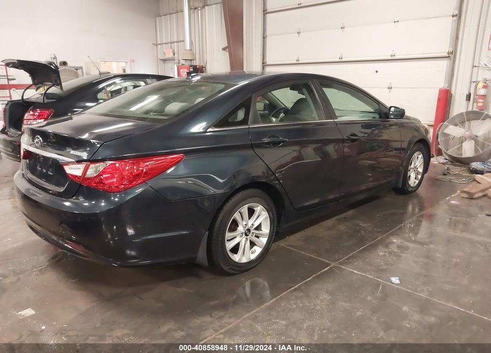 2013 HYUNDAI SONATA GLS VIN: 5NPEB4AC0DH787900
