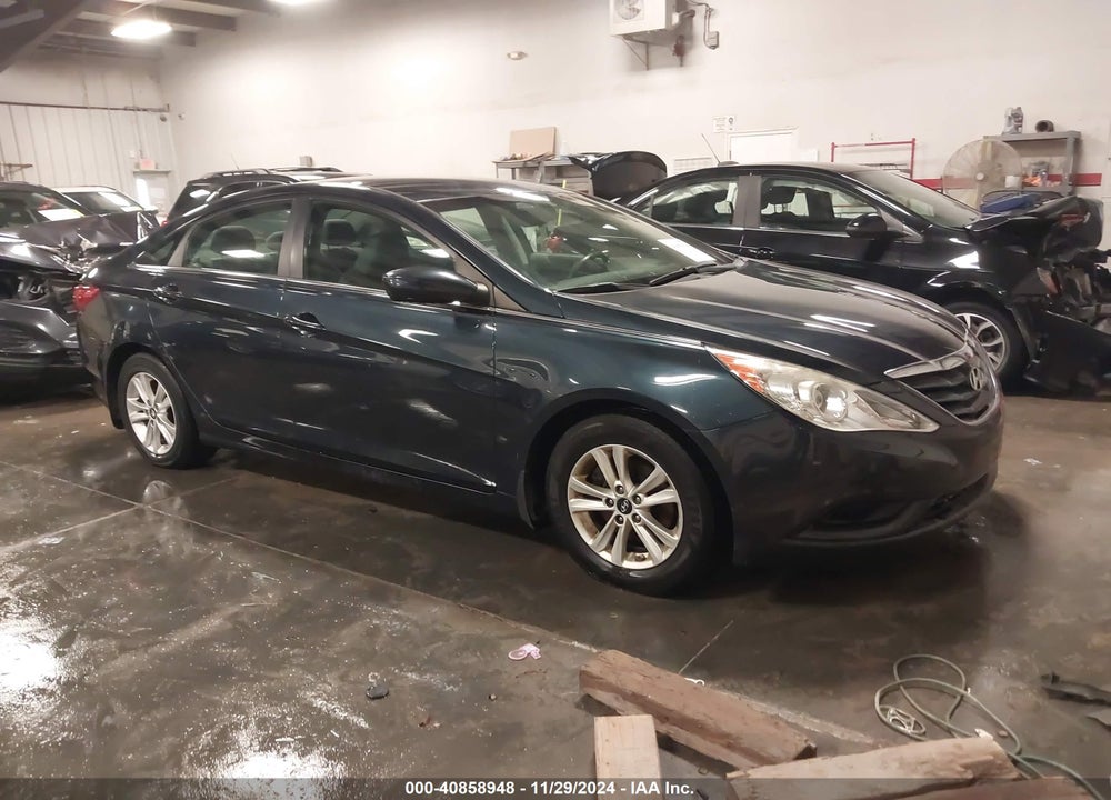 2013 HYUNDAI SONATA GLS VIN: 5NPEB4AC0DH787900