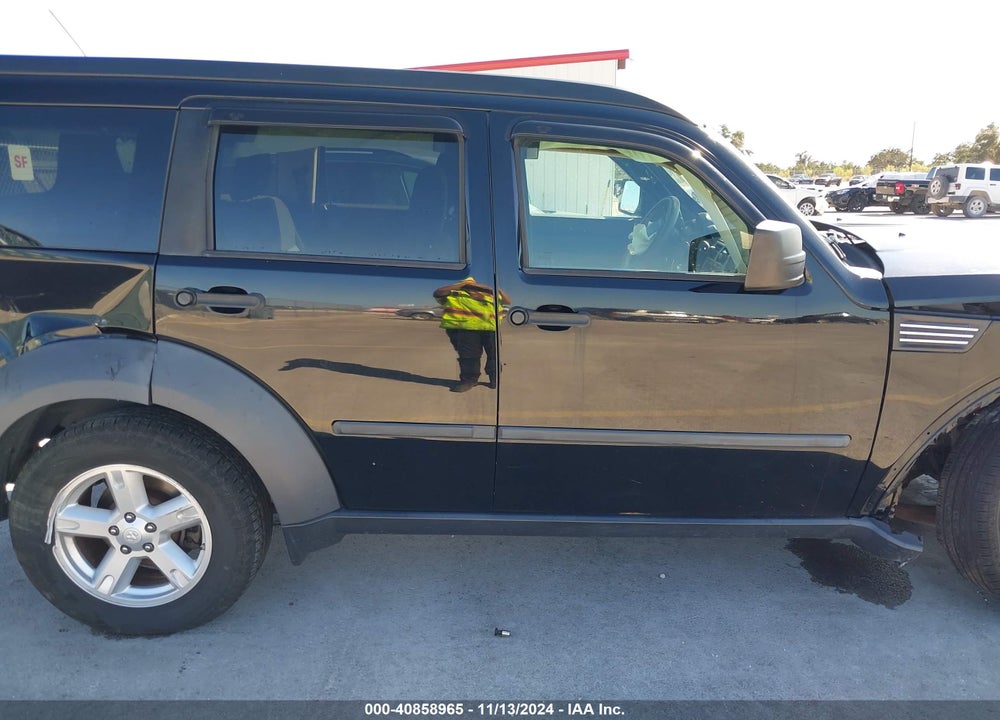 2007 DODGE NITRO SXT VIN: 1D8GU28K57W636524