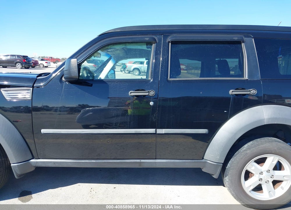 2007 DODGE NITRO SXT VIN: 1D8GU28K57W636524