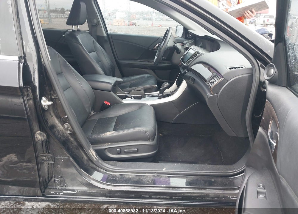 2016 HONDA ACCORD EX-L VIN: 1HGCR2F88GA110330