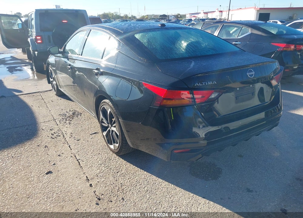 2023 NISSAN ALTIMA SR FWD VIN: 1N4BL4CV7PN337699