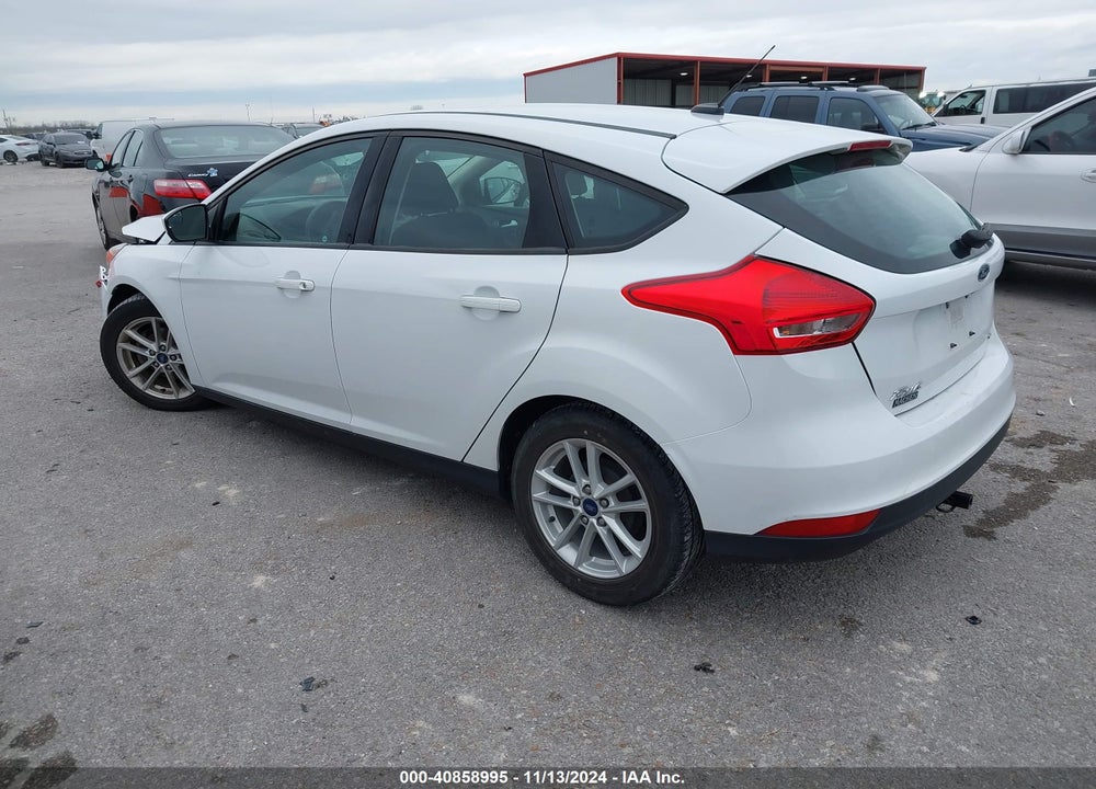 2018 FORD FOCUS SE VIN: 1FADP3K27JL331046