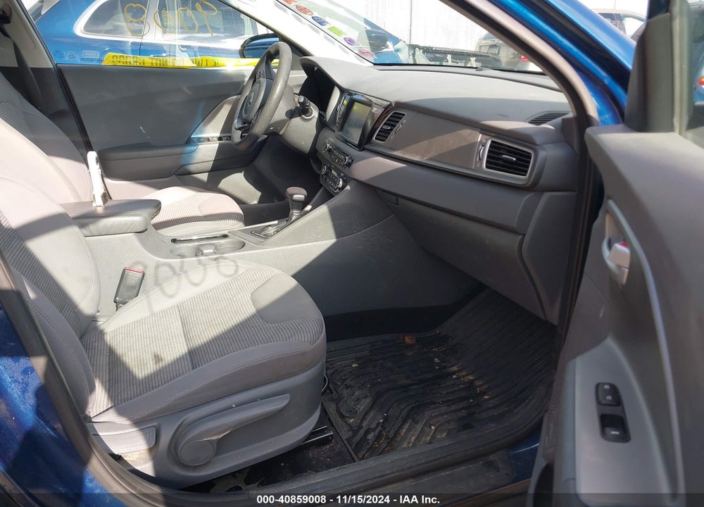 2017 KIA NIRO LX VIN: KNDCB3LC5H5063690