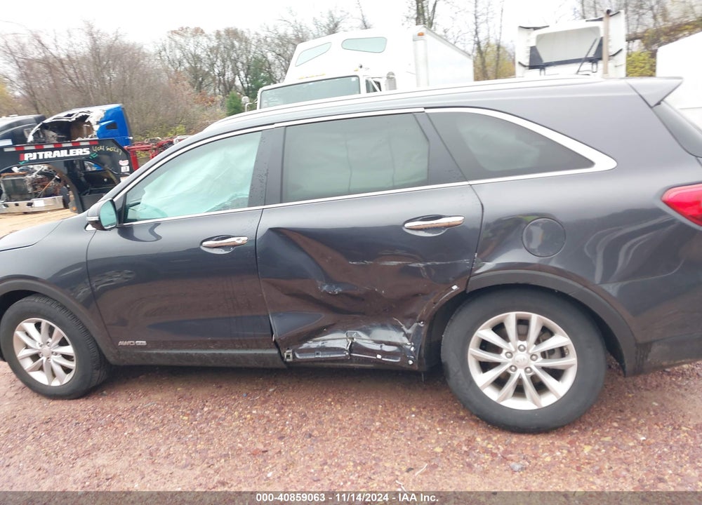 2017 KIA SORENTO 3.3L LX VIN: 5XYPGDA52HG240121