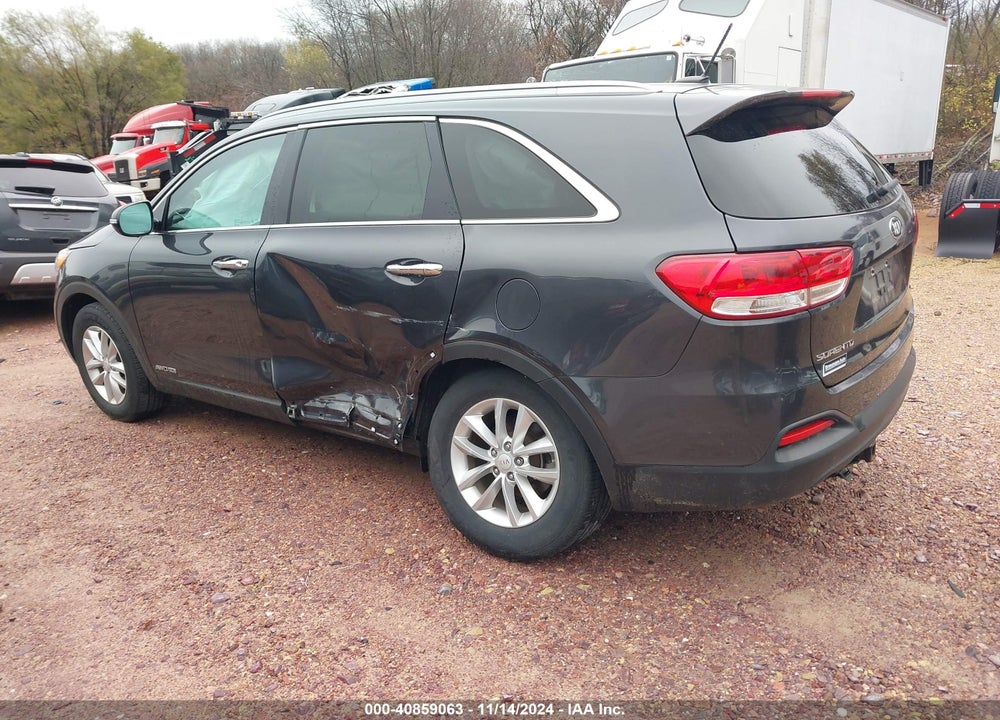2017 KIA SORENTO 3.3L LX VIN: 5XYPGDA52HG240121