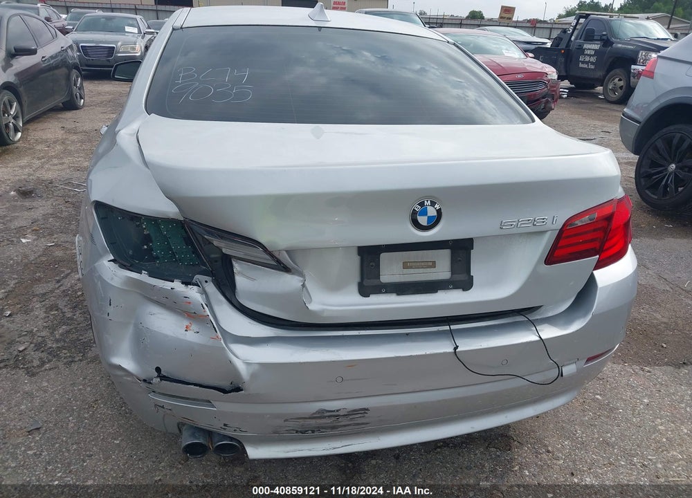 2011 BMW 528I VIN: WBAFR1C59BC749035