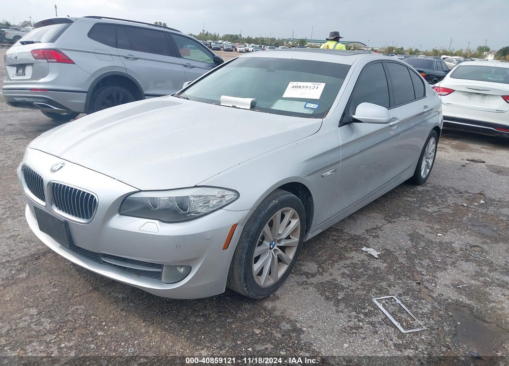 2011 BMW 528I VIN: WBAFR1C59BC749035