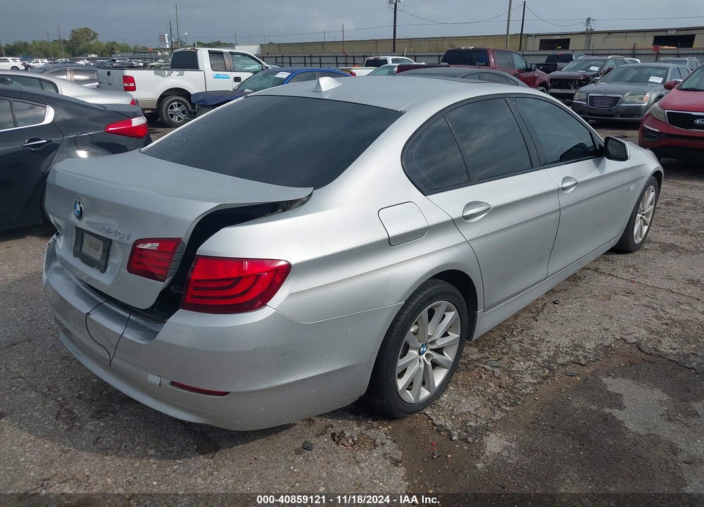 2011 BMW 528I VIN: WBAFR1C59BC749035