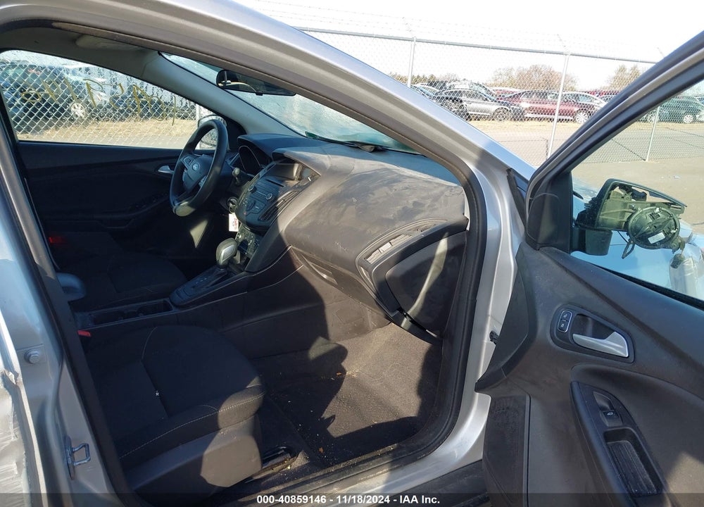 2017 FORD FOCUS VIN: 1FADP3F25HL223058