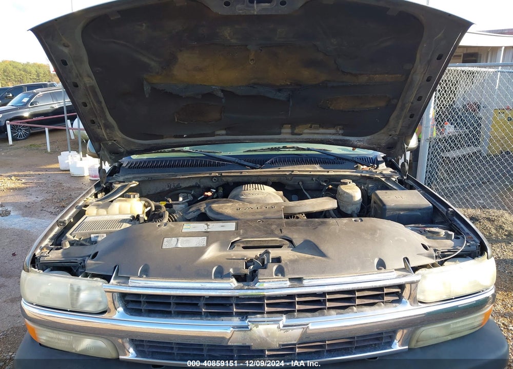 2004 CHEVROLET TAHOE LT VIN: 1GNEC13ZX4J318146