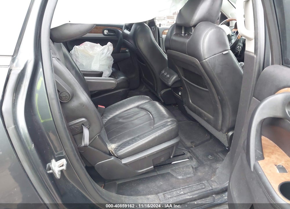 2011 BUICK ENCLAVE 1XL VIN: 5GAKVBED8BJ177377