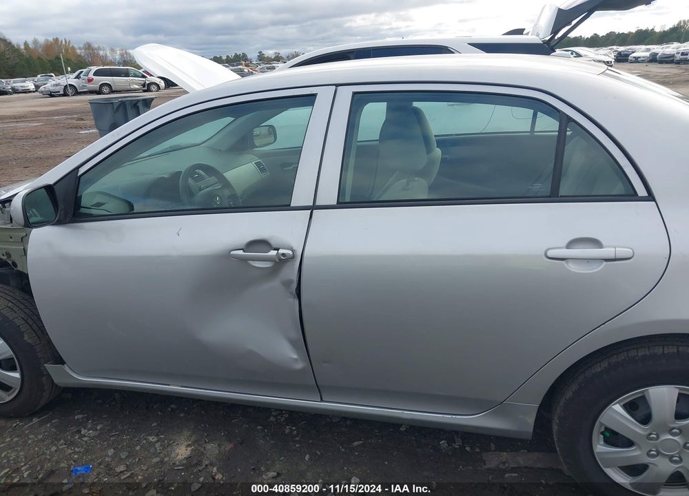2010 TOYOTA COROLLA LE VIN: 1NXBU4EE5AZ366700