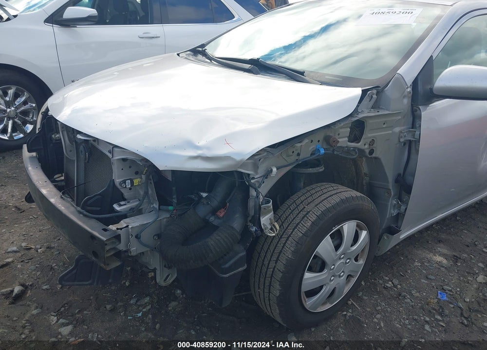 2010 TOYOTA COROLLA LE VIN: 1NXBU4EE5AZ366700