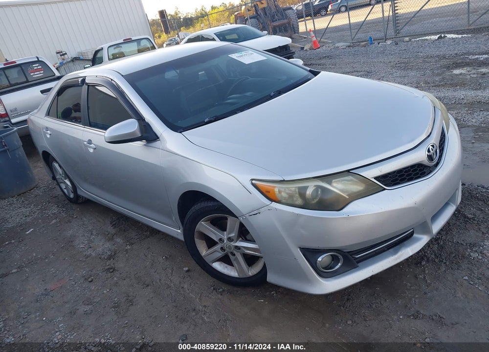 2012 TOYOTA CAMRY SE VIN: 4T1BF1FK0CU038035