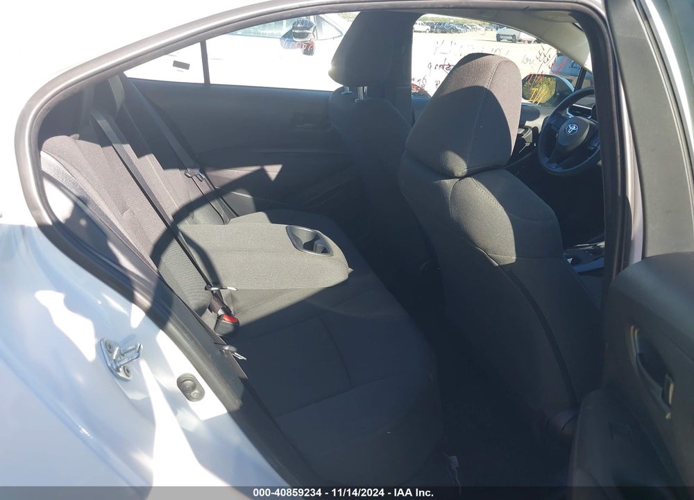 2022 TOYOTA COROLLA LE VIN: 5YFEPMAE5NP359330