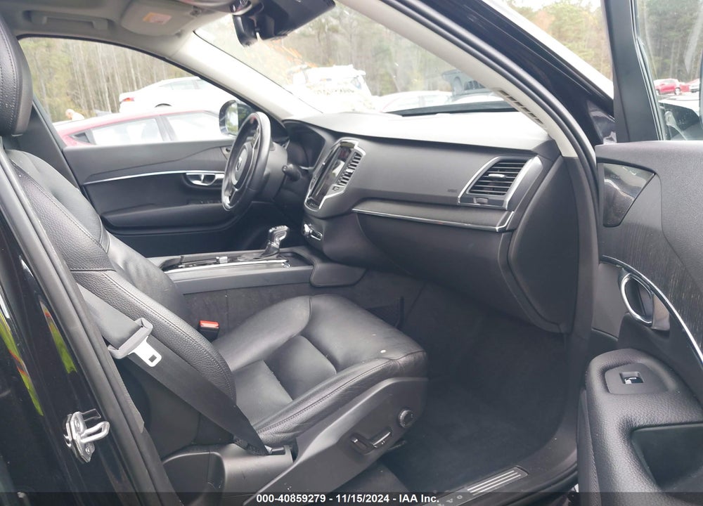 2020 VOLVO XC90 T6 MOMENTUM 7 PASSENGER VIN: YV4A22PK2L1572314