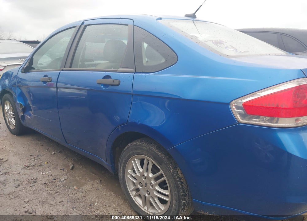 2011 FORD FOCUS SE VIN: 1FAHP3FN8BW119519