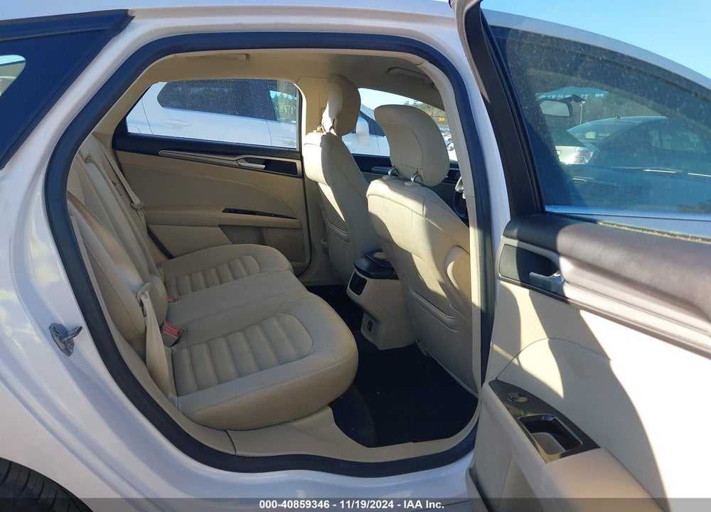 2014 FORD FUSION SE VIN: 1FA6P0H70E5383137