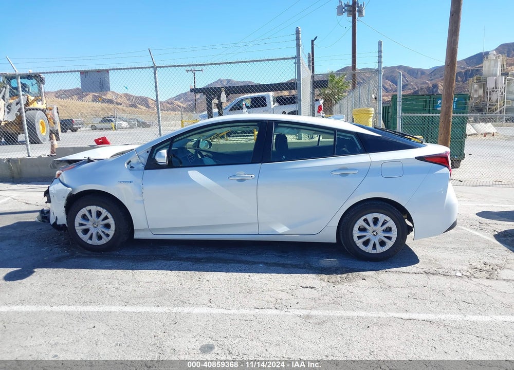 2021 TOYOTA PRIUS LE VIN: JTDKAMFU6M3131932
