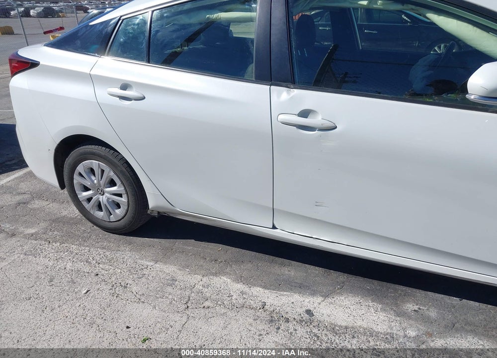 2021 TOYOTA PRIUS LE VIN: JTDKAMFU6M3131932