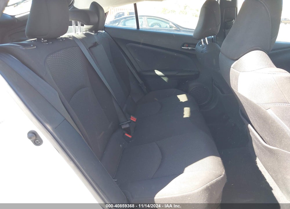 2021 TOYOTA PRIUS LE VIN: JTDKAMFU6M3131932