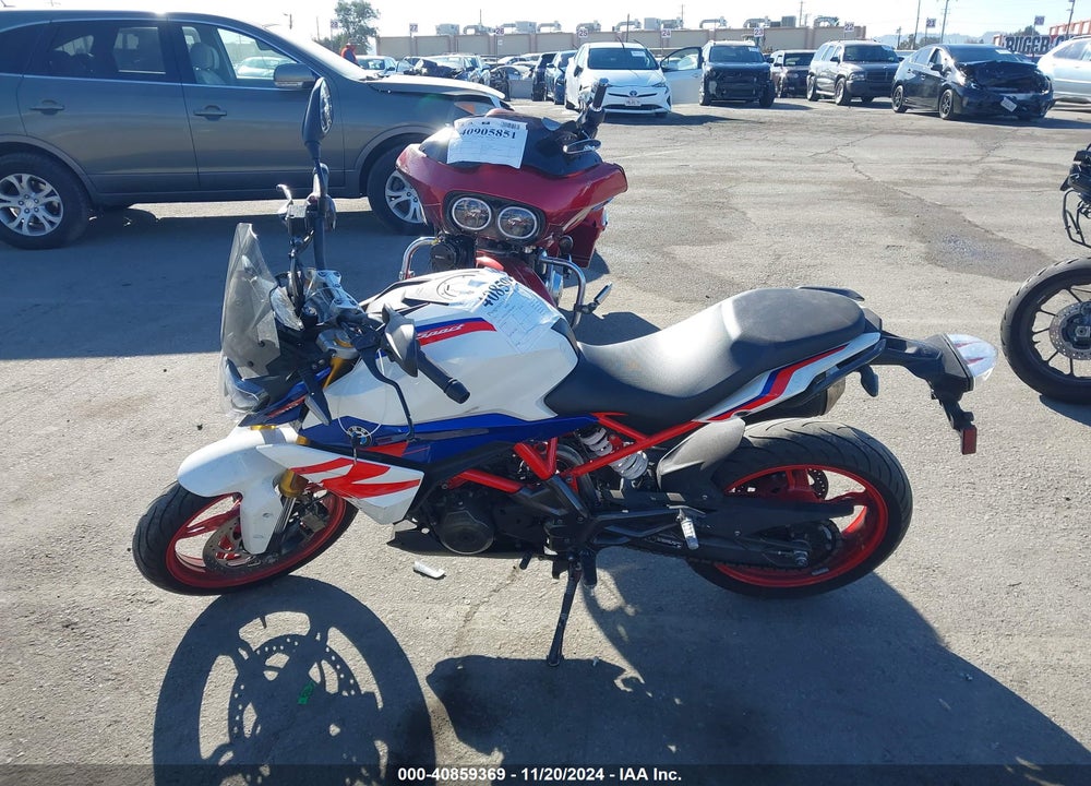 2023 BMW G310 R VIN: WB30G4307PRA48543