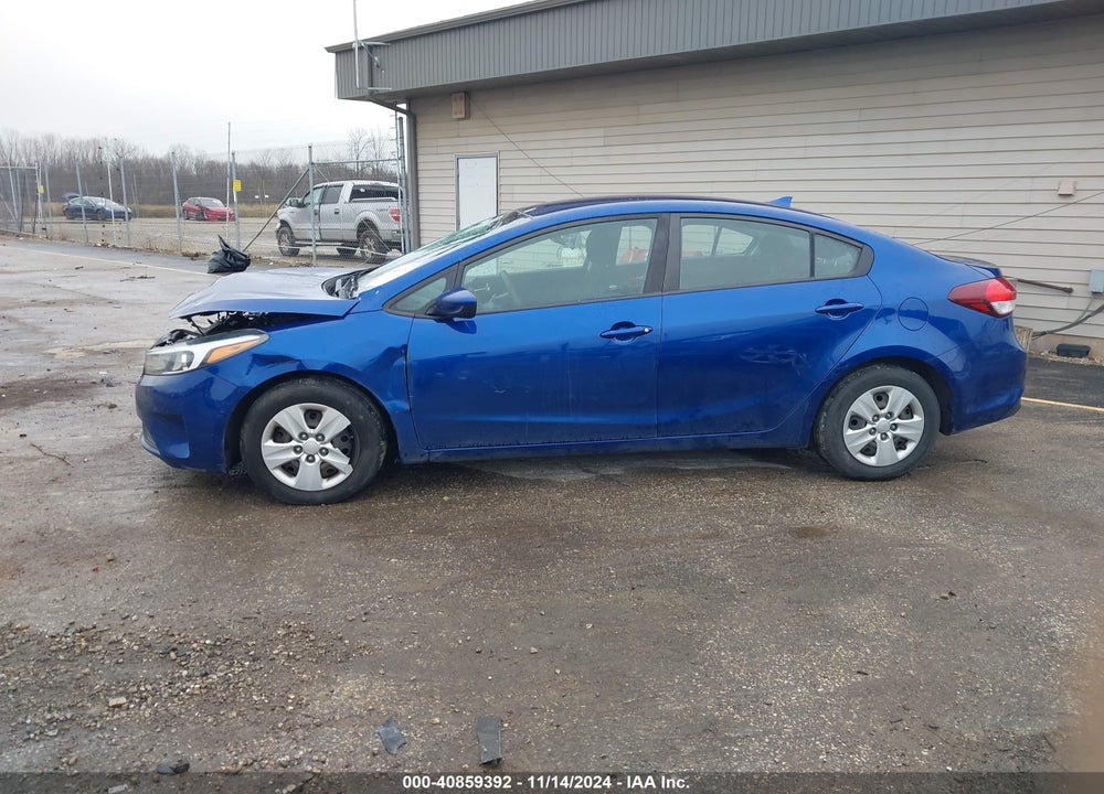 2018 KIA FORTE LX VIN: 3KPFK4A76JE273721