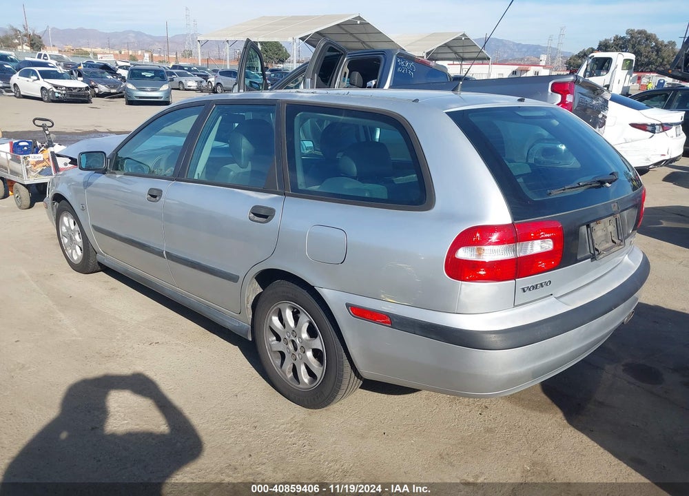 2001 VOLVO V40 A/SPORT EDITION VIN: YV1VW29581F660391