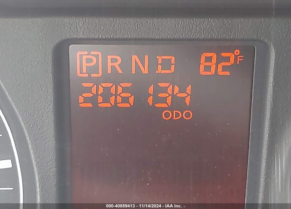 2017 NISSAN NV CARGO NV2500 HD S V6 VIN: 1N6BF0KYXHN802433
