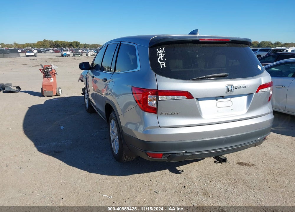 2019 HONDA PILOT LX VIN: 5FNYF5H14KB029906