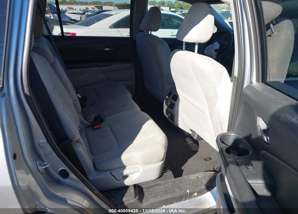 2019 HONDA PILOT LX VIN: 5FNYF5H14KB029906