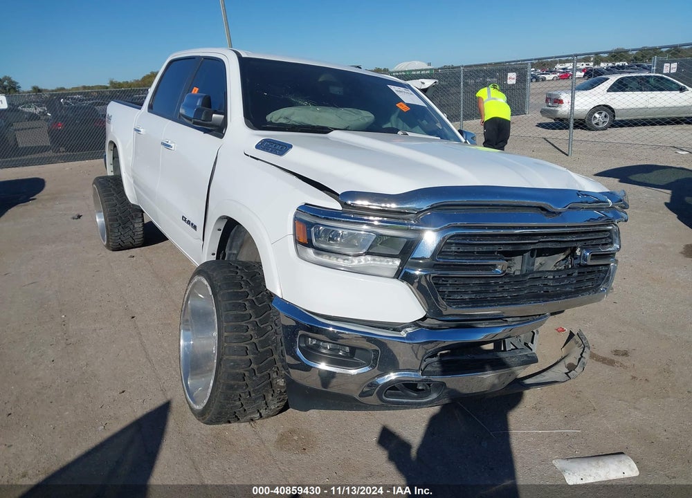 2020 RAM 1500 LAIE  4X4 5'7 BOX VIN: 1C6SRFJT1LN222927